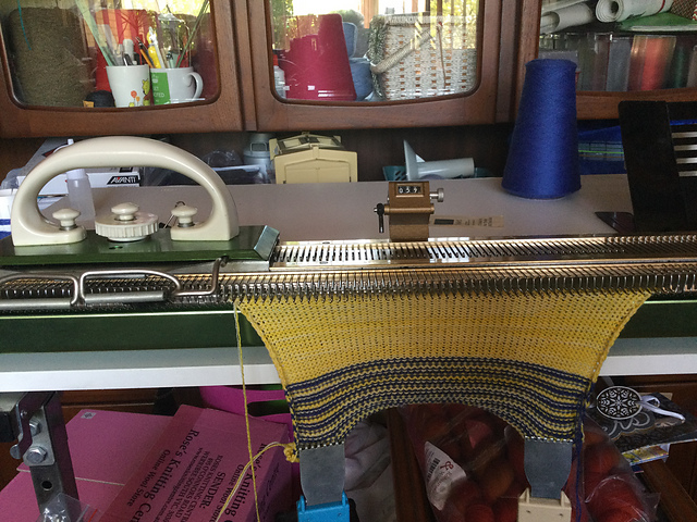 Firt section of the knitting on the matador knitting machine